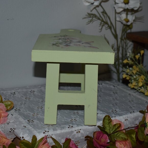 Handmade Pig Flowers Green Wood Riser Country Cottage Farmhouse Decor - Picture 6 of 13